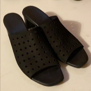 Black sandals
